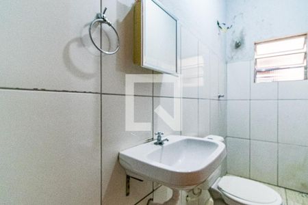 Banheiro Social de casa para alugar com 1 quarto, 18m² em Americanópolis, São Paulo
