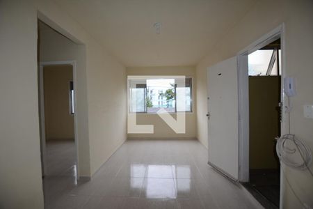 Sala de apartamento para alugar com 1 quarto, 50m² em Irajá, Rio de Janeiro