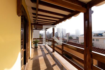 Varanda da Sala de casa para alugar com 6 quartos, 420m² em Vila Romero, São Paulo