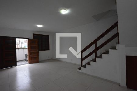 Sala de casa à venda com 4 quartos, 325m² em Vila da Penha, Rio de Janeiro