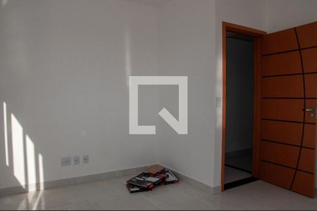 Sala de apartamento para alugar com 2 quartos, 50m² em Riacho das Pedras, Contagem