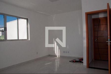 Sala de apartamento para alugar com 2 quartos, 50m² em Riacho das Pedras, Contagem