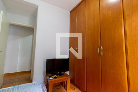 Quarto 2 de apartamento para alugar com 2 quartos, 55m² em Vila Pirajussara, São Paulo