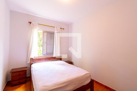 Quarto 1 de apartamento para alugar com 2 quartos, 55m² em Vila Pirajussara, São Paulo