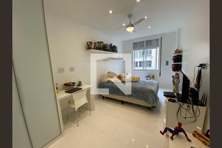 Apartamento à venda com 4 quartos, 240m² em Copacabana, Rio de Janeiro