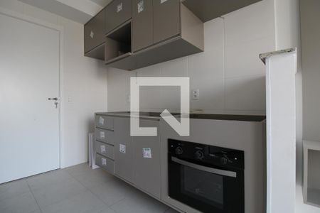 Cozinha de apartamento para alugar com 1 quarto, 28m² em Jardim Caravelas, São Paulo