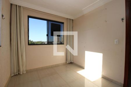 Quarto 2 de apartamento para alugar com 2 quartos, 58m² em Taguatinga Norte (taguatinga), Brasília