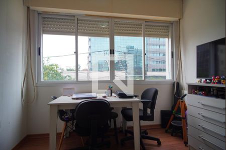 Quarto 2 de apartamento à venda com 2 quartos, 66m² em Auxiliadora, Porto Alegre