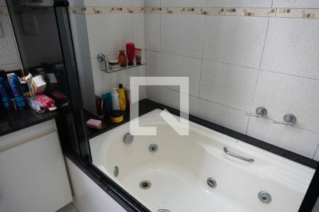 Banheiro da Suíte de apartamento à venda com 5 quartos, 274m² em Laranjeiras, Rio de Janeiro