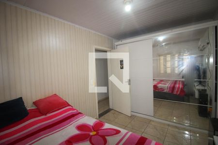 Quarto 1 de casa à venda com 2 quartos, 70m² em Olaria, Canoas
