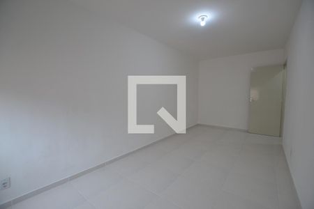 Quarto de apartamento à venda com 1 quarto, 50m² em Vila São José, Porto Alegre