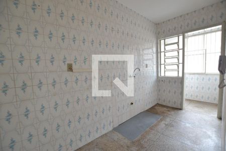 Cozinha de apartamento à venda com 1 quarto, 50m² em Vila São José, Porto Alegre