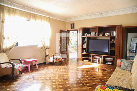 Sala de casa à venda com 5 quartos, 240m² em Osvaldo Cruz, São Caetano do Sul