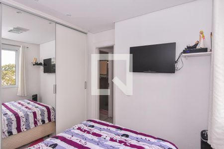 Quarto 1 de apartamento para alugar com 2 quartos, 44m² em Vila Independência, São Paulo