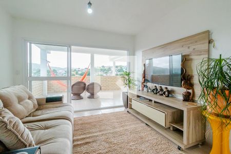 Sala de casa à venda com 3 quartos, 400m² em Partenon, Porto Alegre