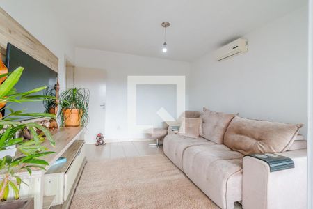 Sala de casa à venda com 3 quartos, 400m² em Partenon, Porto Alegre