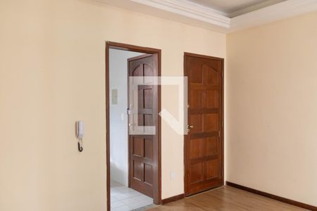 Sala de apartamento à venda com 3 quartos, 79m² em Carlos Prates, Belo Horizonte