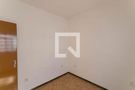 Quarto 2 de casa para alugar com 2 quartos, 85m² em Novo Glória, Belo Horizonte