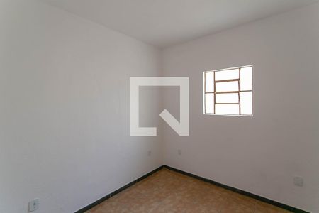 Quarto 1 de casa para alugar com 2 quartos, 85m² em Novo Glória, Belo Horizonte