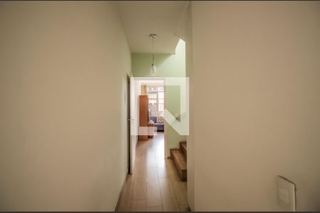 Corredor de casa à venda com 3 quartos, 150m² em Vila do Bosque, São Paulo