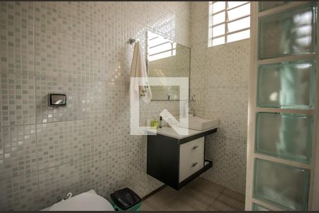 Banheiro 1 de casa à venda com 3 quartos, 150m² em Vila do Bosque, São Paulo