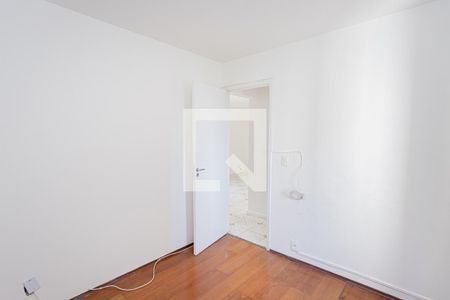 Quarto 2 de apartamento para alugar com 2 quartos, 60m² em Jardim Iris, São Paulo