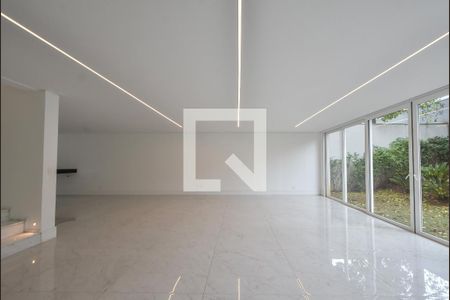 Sala Principal de casa de condomínio à venda com 4 quartos, 525m² em Granja Julieta, São Paulo