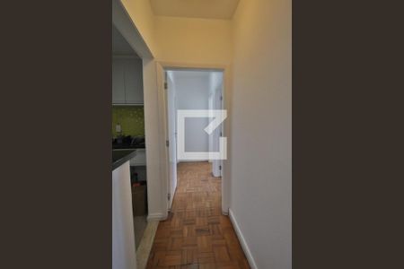 Corredor de apartamento para alugar com 2 quartos, 84m² em Pinheiros, São Paulo