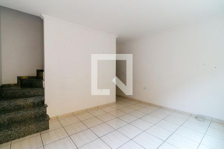 Sala de casa de condomínio para alugar com 2 quartos, 80m² em Jardim Matarazzo, São Paulo
