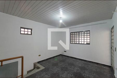 Casa à venda com 150m², 3 quartos e 2 vagasSala 