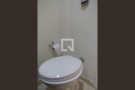 Lavabo de apartamento para alugar com 3 quartos, 132m² em Aparecida, Santos