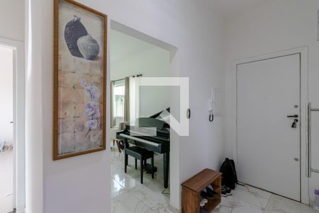 Corredor  de apartamento à venda com 2 quartos, 60m² em Cambuci, São Paulo