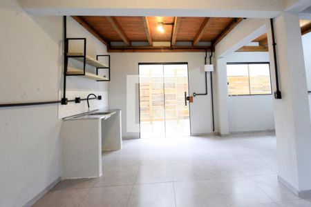 Sala e cozinha de casa para alugar com 3 quartos, 84m² em Campeche, Florianópolis