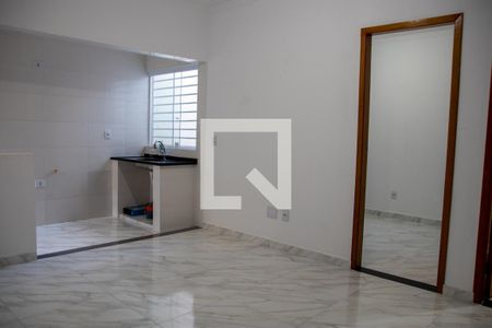 Sala  de casa de condomínio à venda com 2 quartos, 43m² em Vila Nova Mazzei, São Paulo