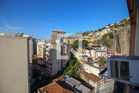 Vista do Quarto  de apartamento para alugar com 2 quartos, 39m² em Catete, Rio de Janeiro