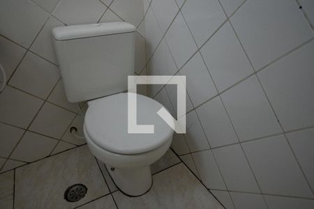 Lavabo de apartamento para alugar com 2 quartos, 70m² em Lapa, São Paulo