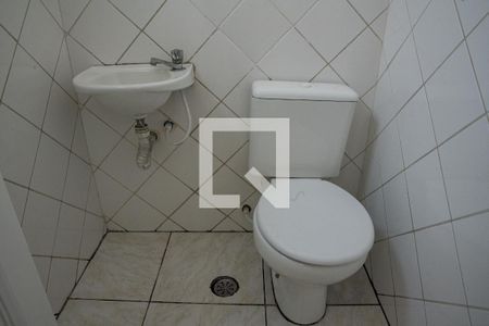 Lavabo de apartamento para alugar com 2 quartos, 70m² em Lapa, São Paulo