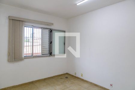 Quarto 1 de casa para alugar com 2 quartos, 140m² em Vila Bertioga, São Paulo