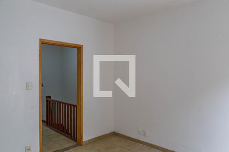 Quarto 2 de casa para alugar com 2 quartos, 140m² em Vila Bertioga, São Paulo