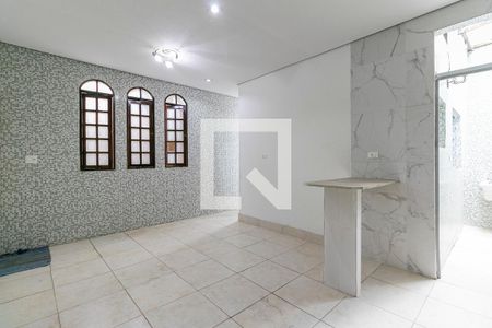 Sala / Cozinha de casa para alugar com 2 quartos, 55m² em Vila Esperança, São Paulo