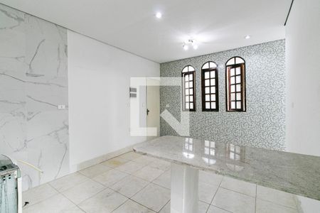 Sala / Cozinha de casa para alugar com 2 quartos, 55m² em Vila Esperança, São Paulo