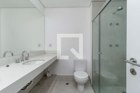 Apartamento à venda com 494m², 3 quartos e 6 vagas Apartamento à venda com 494m², 3 quartos e 6 vagasBanheiro da Suíte 2