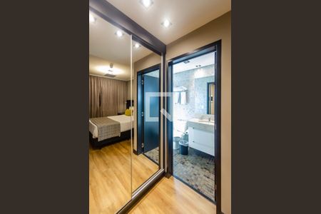 Closet de apartamento à venda com 1 quarto, 37m² em Cambuí, Campinas