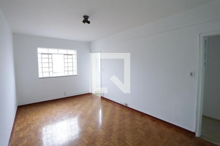 Sala de apartamento à venda com 2 quartos, 61m² em Vila São Geraldo, São Paulo