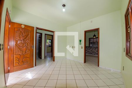 Sala de casa para alugar com 3 quartos, 400m² em São João do Rio Vermelho, Florianópolis