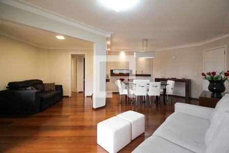 Sala de apartamento para alugar com 3 quartos, 120m² em Indianópolis, São Paulo