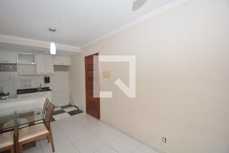 Sala de apartamento à venda com 2 quartos, 50m² em Parada de Lucas, Rio de Janeiro