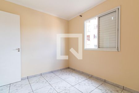 Quarto 2 de apartamento para alugar com 2 quartos, 47m² em Vila Flórida, Guarulhos