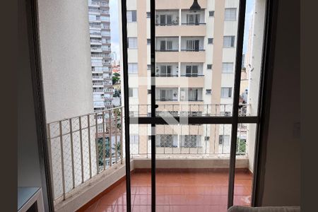 sacada de apartamento para alugar com 2 quartos, 55m² em Bosque da Saúde, São Paulo
