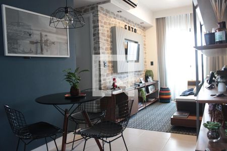 Sala de apartamento à venda com 1 quarto, 36m² em Curicica, Rio de Janeiro
